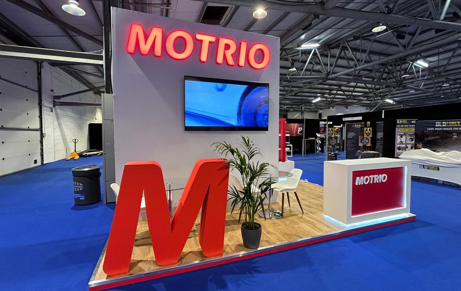 motrio-custom-signage